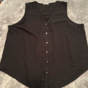 Maurices Black Tank Size 2X Gold Buttons Black Top Sleeveless